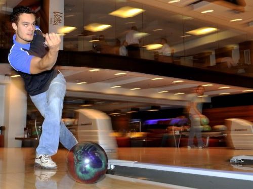 Marcelo Suartz, de 23 anos, enfrentará profissionais do boliche, algo inédito nos Jogos Pan-Americanos (Foto: Reinaldo Marques/Terra)